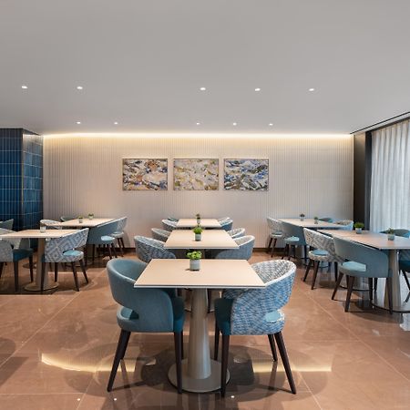 Eurostars Aliados 호텔 포르투 외부 사진 The lounge at the airport