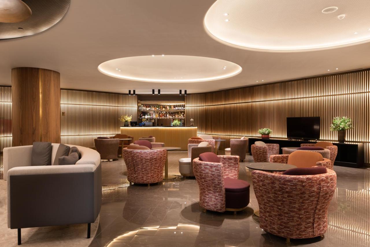 Eurostars Aliados 호텔 포르투 외부 사진 The lounge at the airport