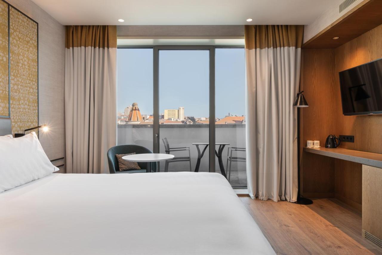Eurostars Aliados 호텔 포르투 외부 사진 Deluxe room with balcony