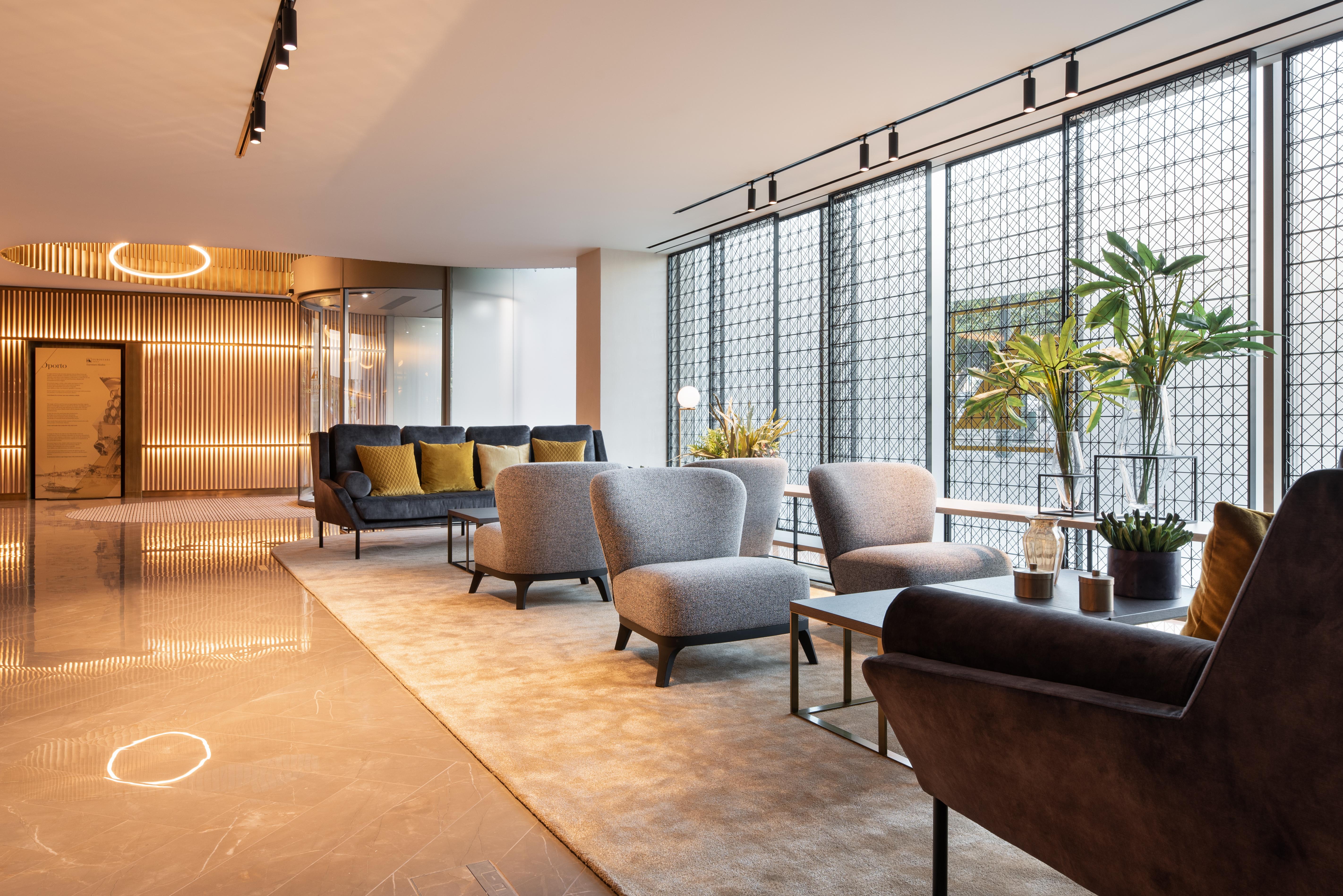 Eurostars Aliados 호텔 포르투 외부 사진 The lounge at the airport